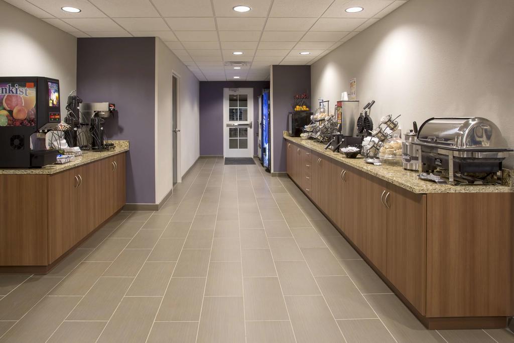 Quality Inn & Suites Caldwell I-77 Esterno foto